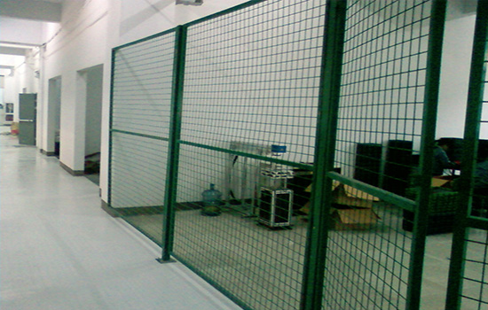 車間隔離<a href=http://m.catalyticsinc.com target=_blank class=infotextkey>護(hù)欄網(wǎng)</a>